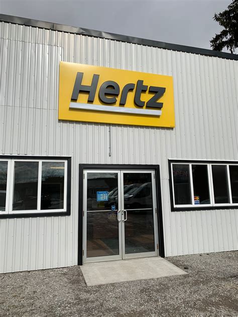 Do you need to contact Hertz Rent-A-Car for any reason? Find the best way to reach us on this page, whether you want to make a reservation, modify or cancel an existing one, get a rental receipt, or ask us a question. You can also follow us on social media or use our online check-in service for faster and easier rentals. 